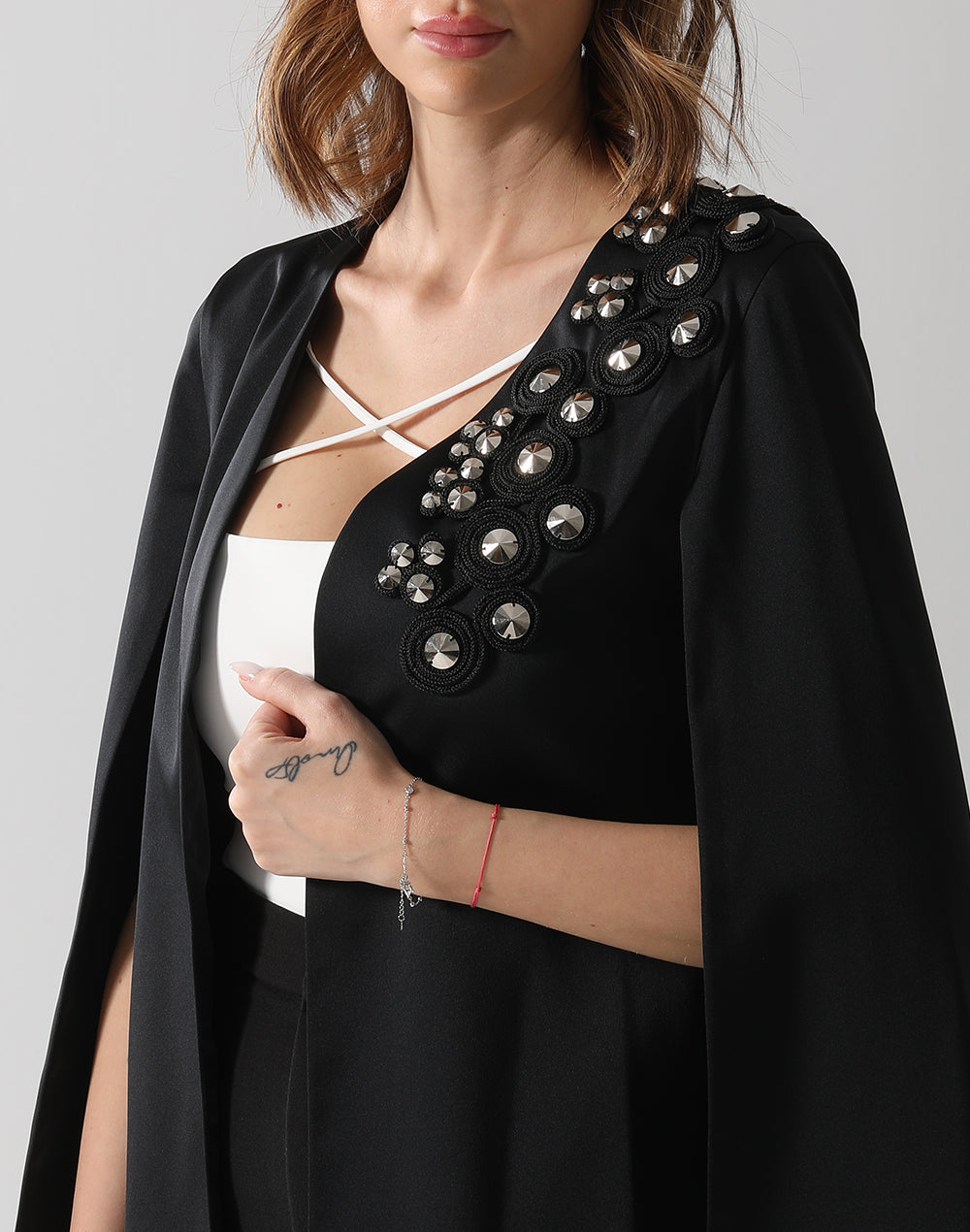 Luna Noir Luxe Cape